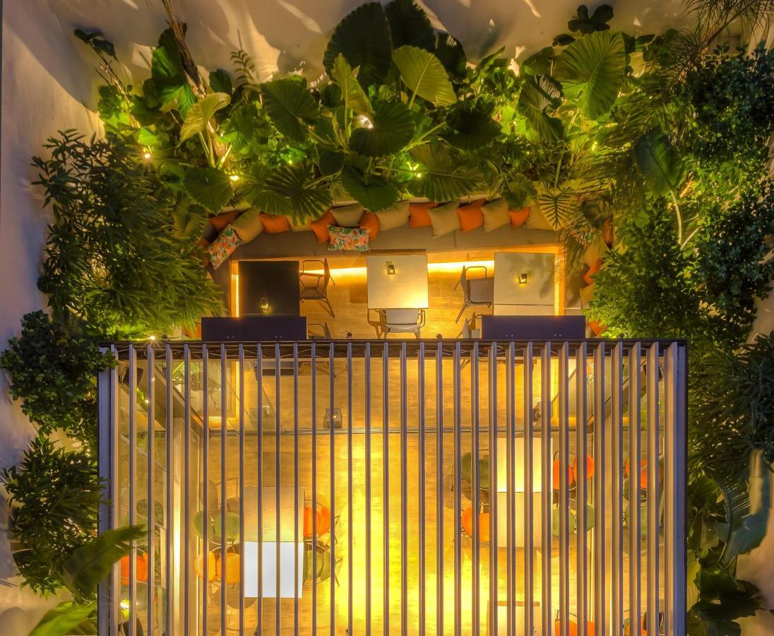 Ivis 4 Boutique Hotel Atenas Exterior foto